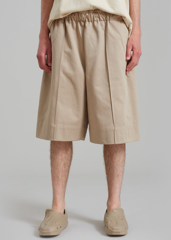 Adan Bermuda Shorts - Beige