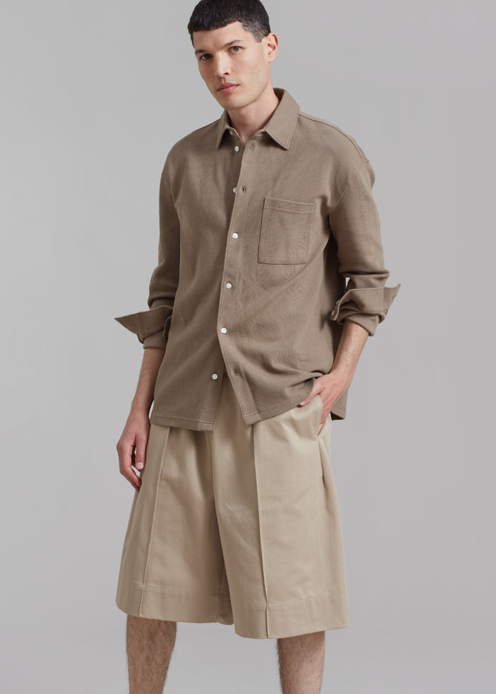 Adan Bermuda Shorts - Beige