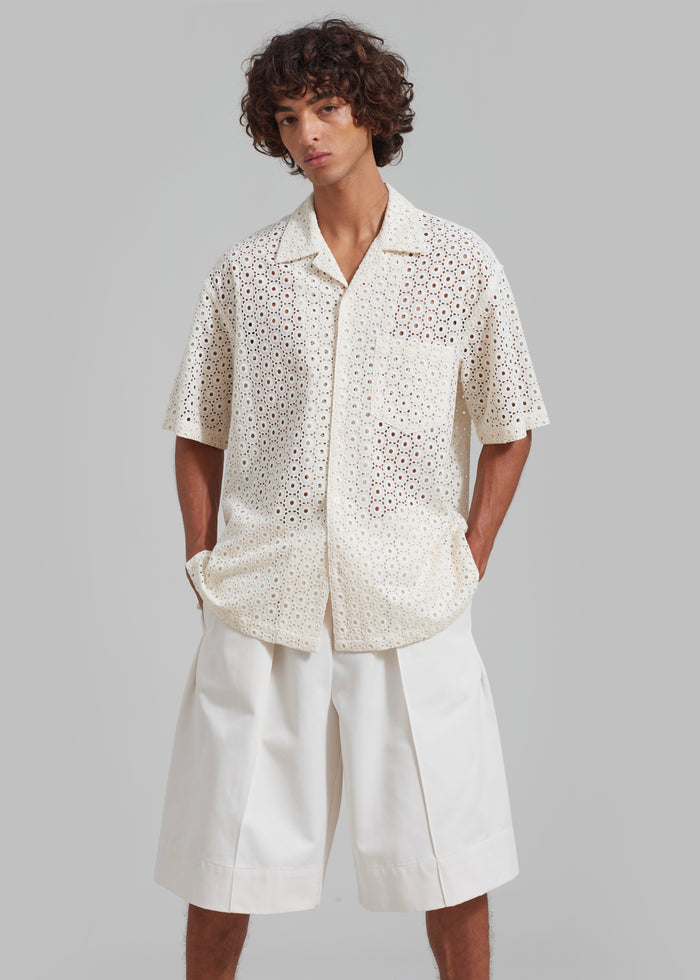 Adan Bermuda Shorts - Cream