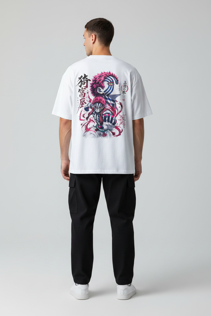 Akaza Tee Model Shot