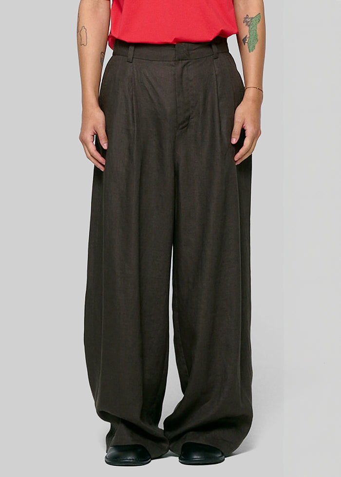 Amomento Linen Two Tuck Wide Pants - Khaki Grey