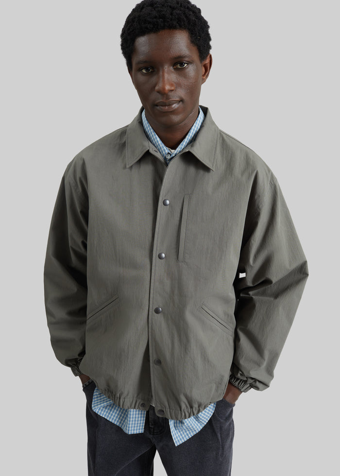 Andres Coach Jacket - Pale Olive