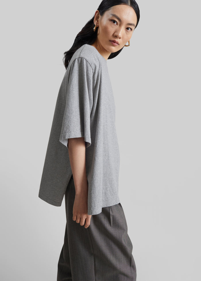 Anira Padded T-Shirt - Grey Melange