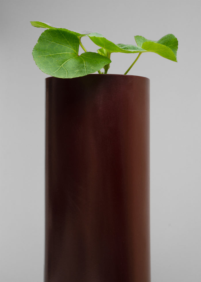 Ann Vincent Cave Vase - Burgundy