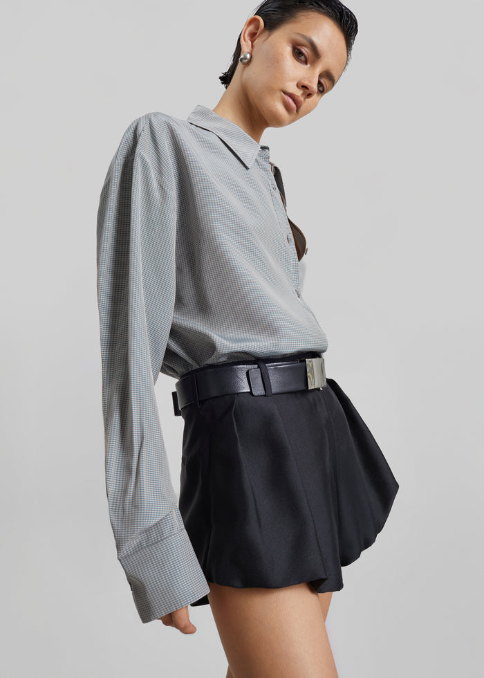 Arles Bubble Hem Shorts - Black