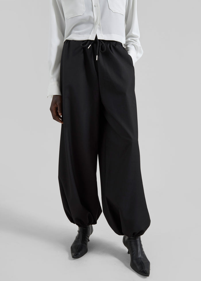 Aubray Balloon Pants - Black
