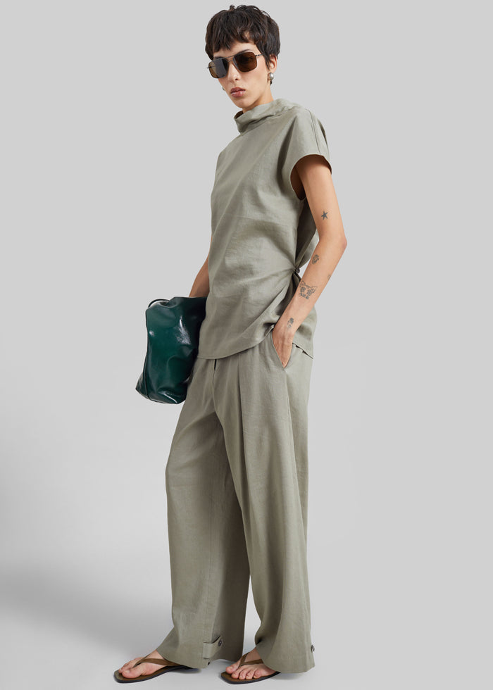 Auray Adjustable Back Top - Olive