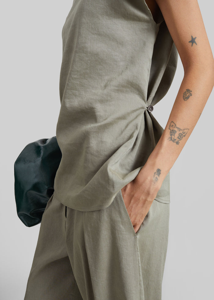 Auray Adjustable Back Top - Olive