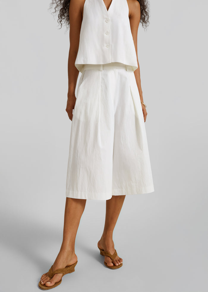 Aurea Wide Bermuda Shorts - Ivory