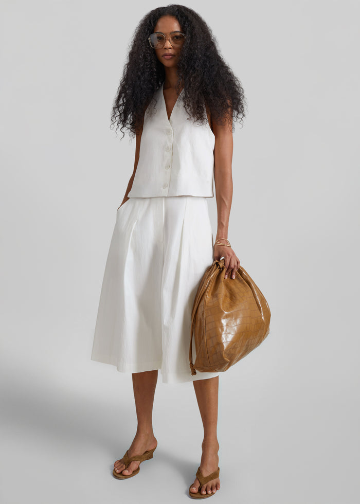 Aurea Wide Bermuda Shorts - Ivory