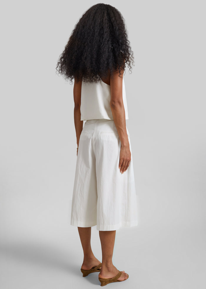 Aurea Wide Bermuda Shorts - Ivory