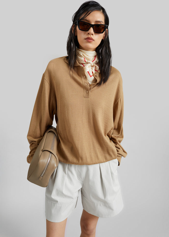 Avallon Padded Knit Polo - Camel