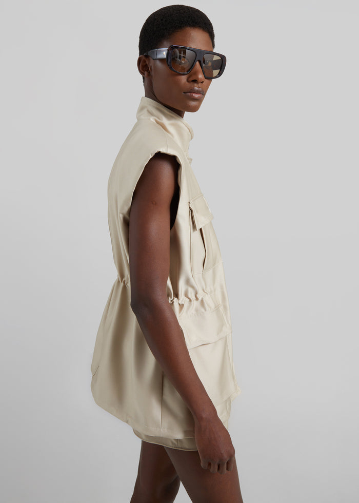 Avanca Wired Utility Vest - Beige