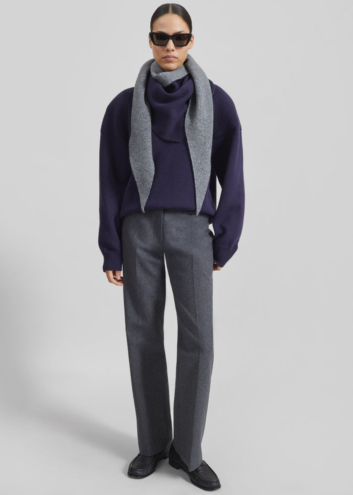 Avize Wool Straight Trousers - Dark Grey
