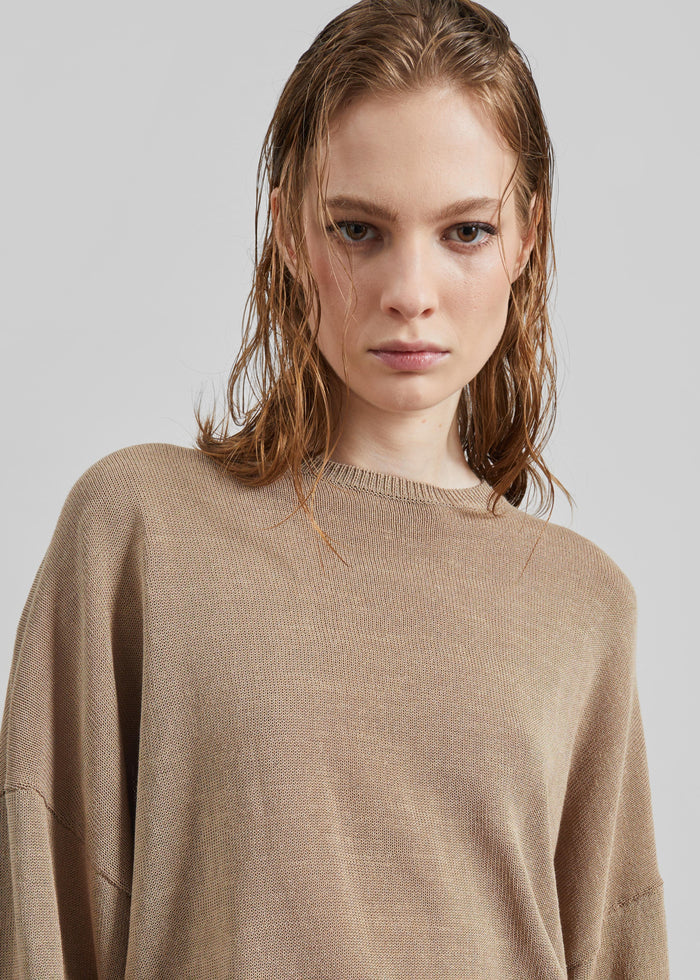 Basel Crew Neck Sweater - Beige