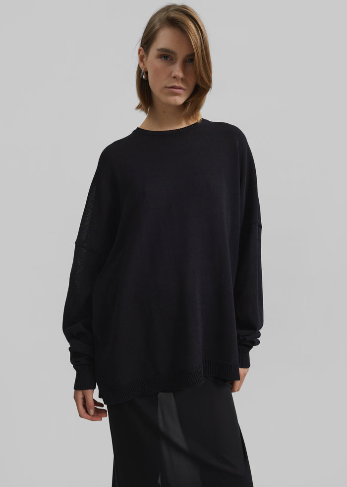 Basel Crew Neck Sweater - Black