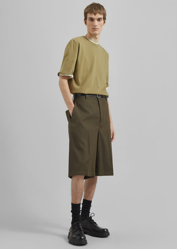Belgrave Bermuda Shorts - Army Green