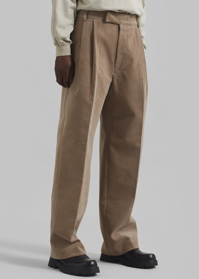 Beo Corduroy Suit Pants - Latte