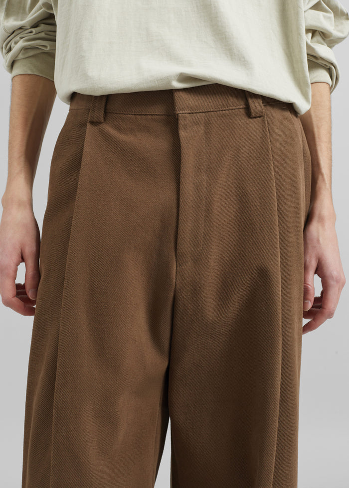 Borken Pleated Twill Pants - Brown