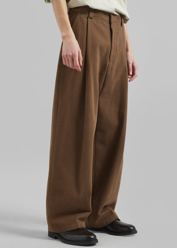 Borken Pleated Twill Pants - Brown