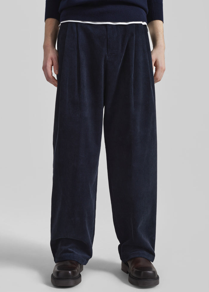 Bryant Corduroy Pants - Dark Navy