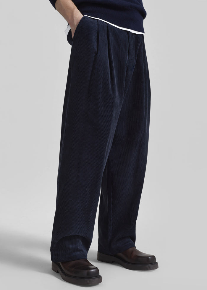 Bryant Corduroy Pants - Dark Navy