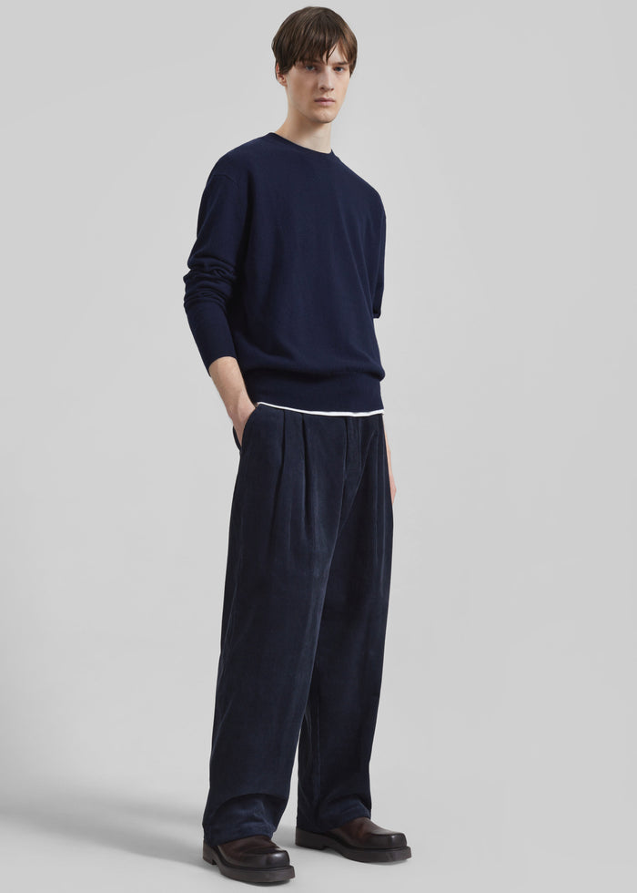 Bryant Corduroy Pants - Dark Navy