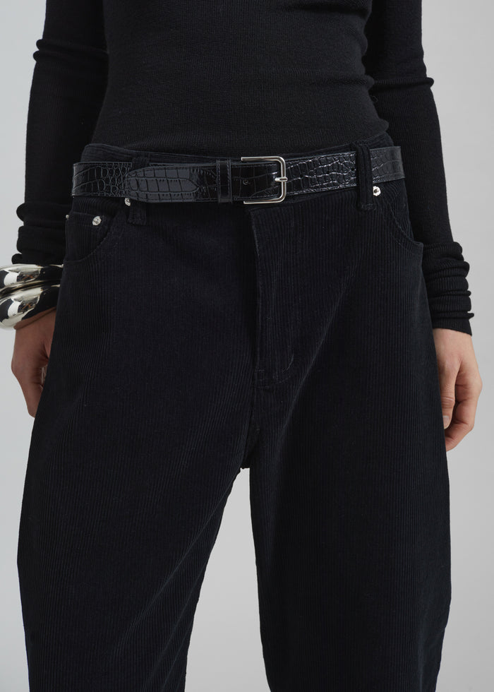 Caistor Corduroy Barrel Leg Pants - Black