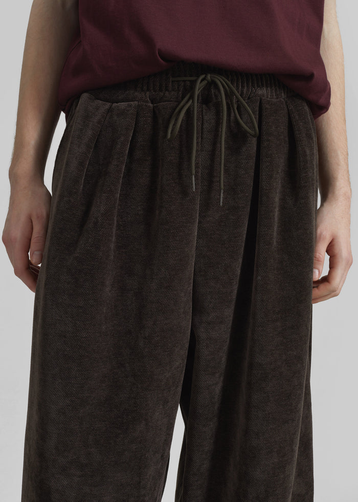 Caleb Velvet Joggers - Brown