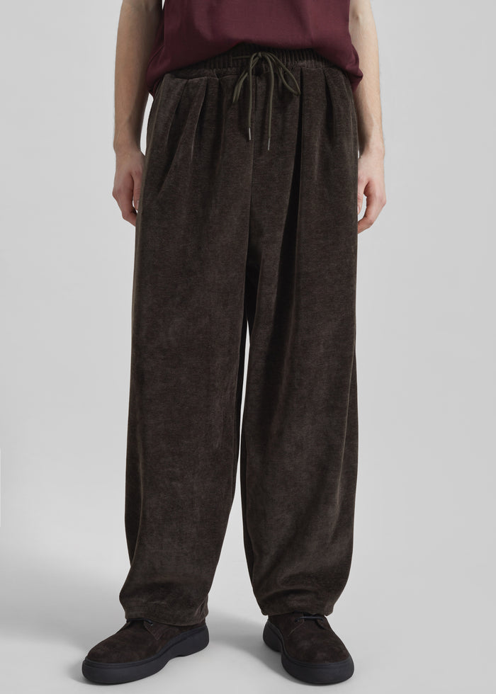 Caleb Velvet Joggers - Brown