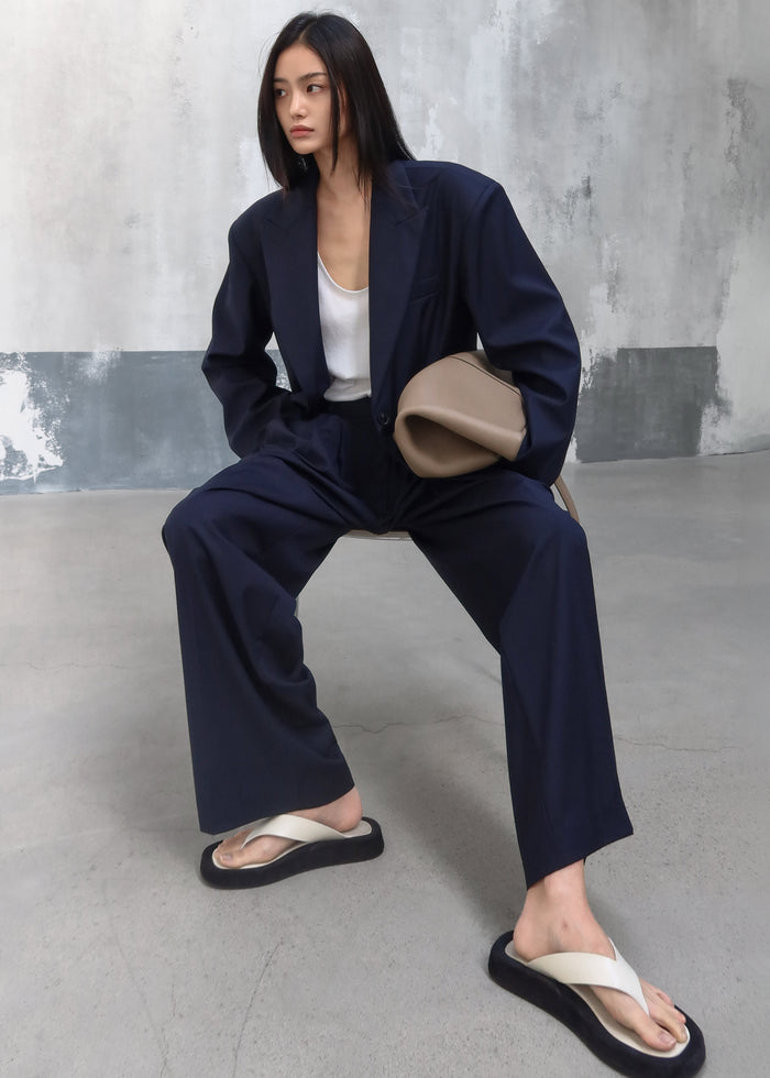 Canmore Pleated Trousers - Navy