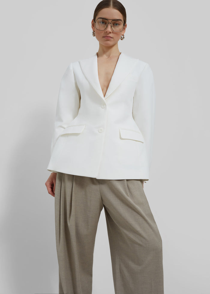 Colette Hourglass Blazer - White