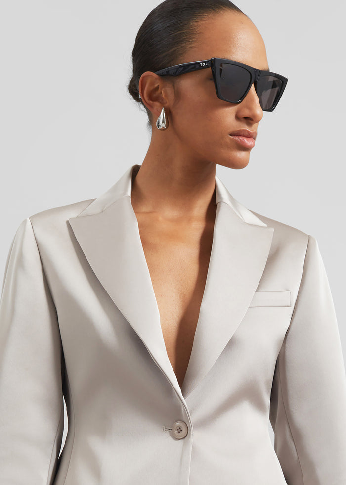 Colette Hourglass Satin Blazer - Light Taupe