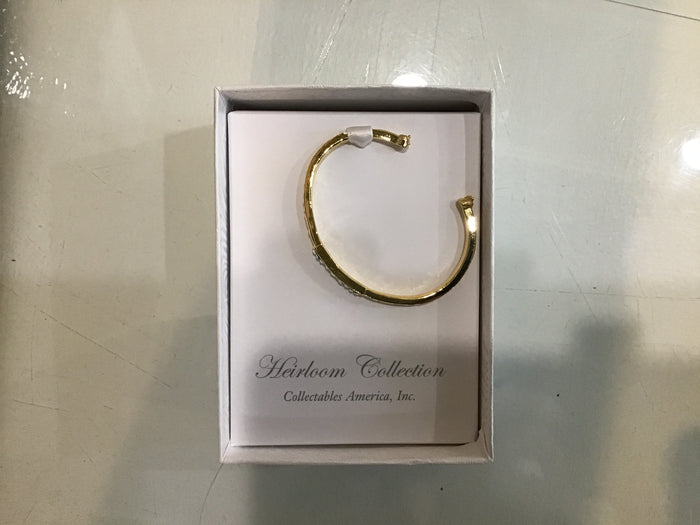 Cuff bracelet