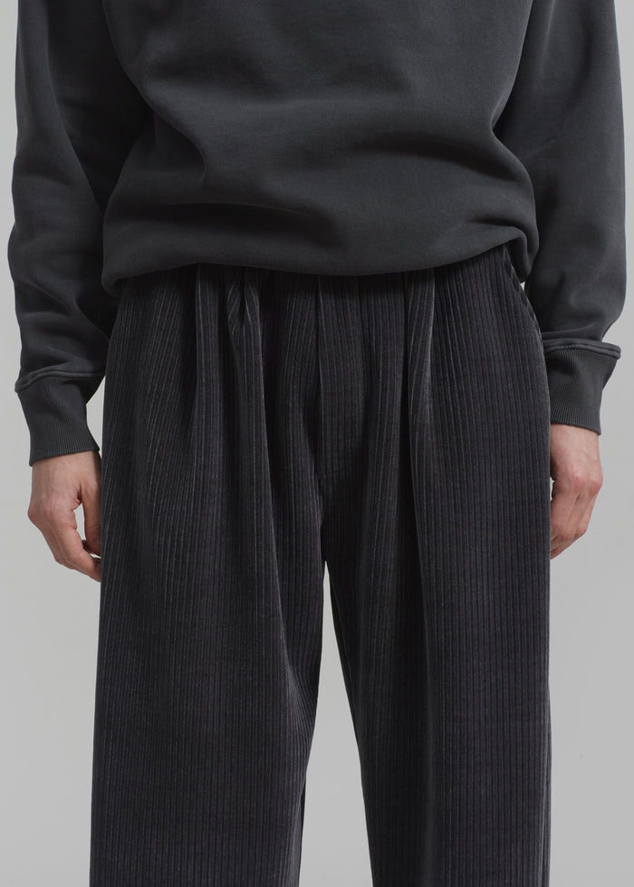 Declan Corduroy Pants - Charcoal