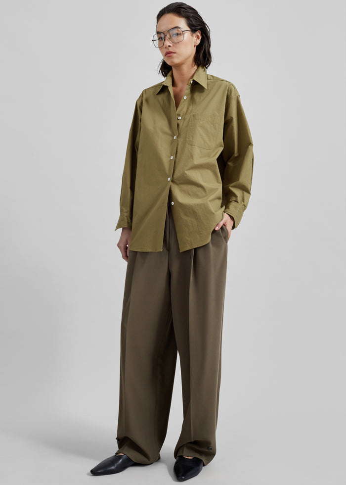 Dina Pleated Trousers - Khaki