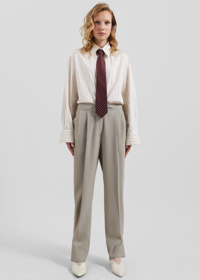 Dina Pleated Trousers - Light Taupe