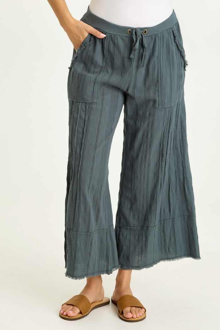 Wearables Doyen Textured Gauze Crop