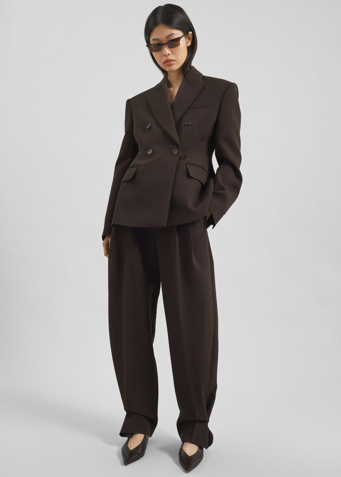Doyer Pleated Trousers - Brown