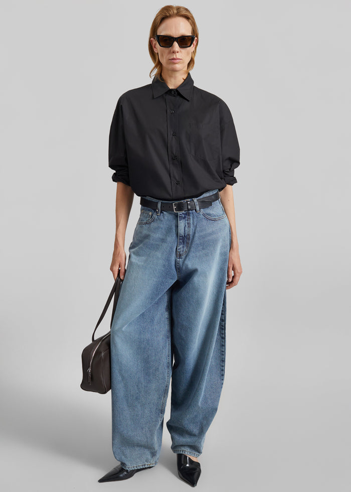 Elga Barrel Leg Jeans - Medium Wash