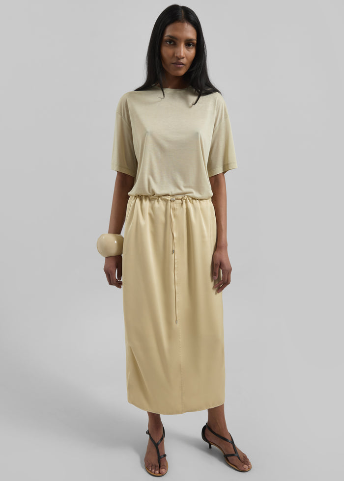 Elvas Satin Midi Skirt - Pale Yellow