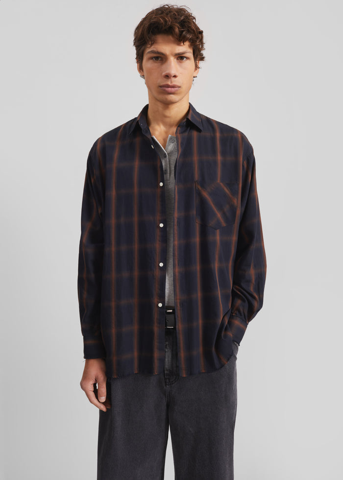 Evald Shirt - Navy Plaid