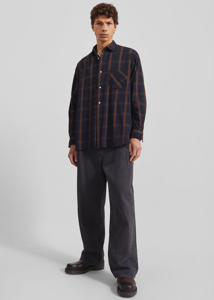 Evald Shirt - Navy Plaid