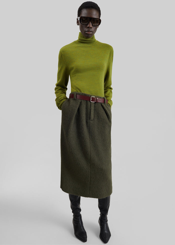 Eve Thin Turtleneck Sweater - Army Green