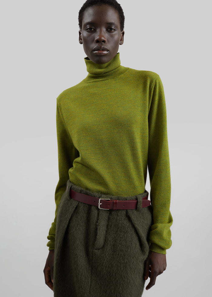Eve Thin Turtleneck Sweater - Army Green