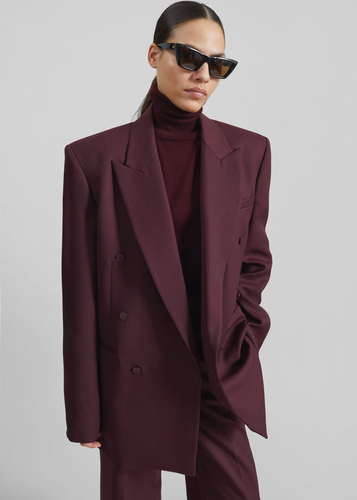 Eve Thin Turtleneck Sweater - Burgundy