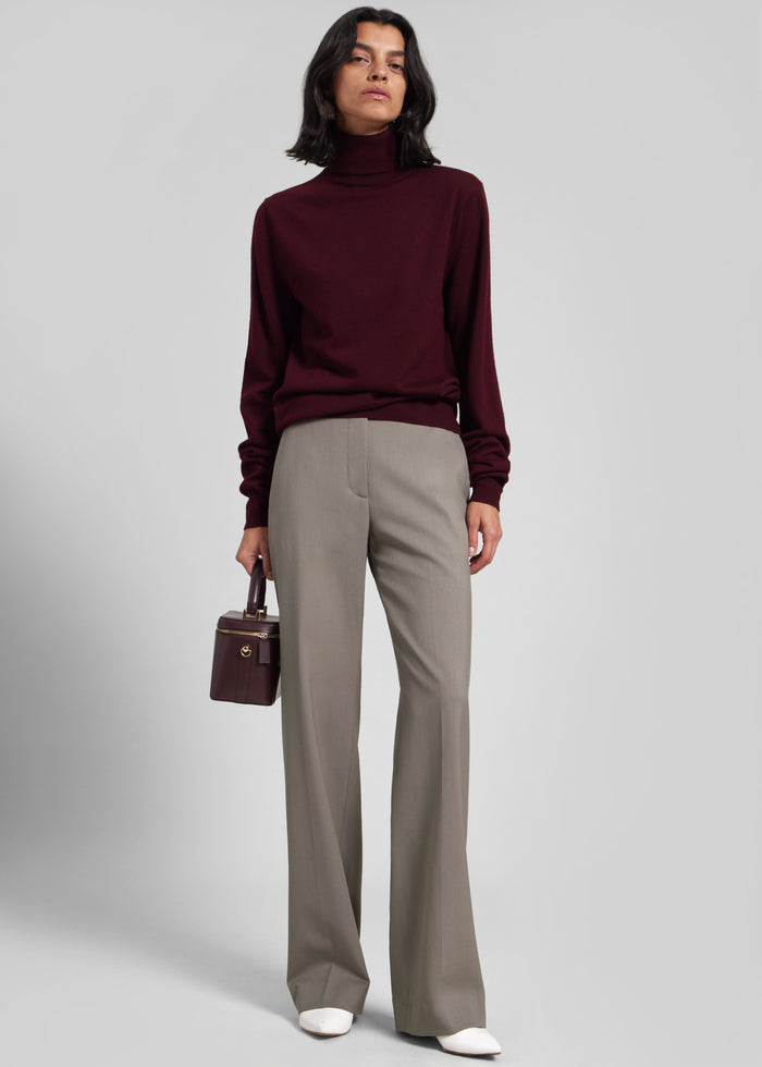 Eve Thin Turtleneck Sweater - Burgundy
