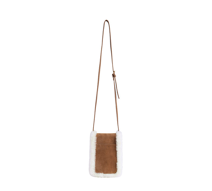 EVERAU® Women Fluffy Wool Over Shoulder Cleo Bag