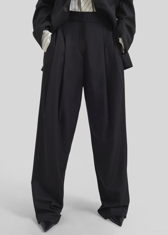 Gelso Pleated Trousers - Black