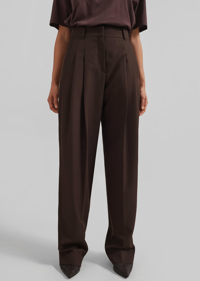 Gelso Pleated Twill Trousers - Brown